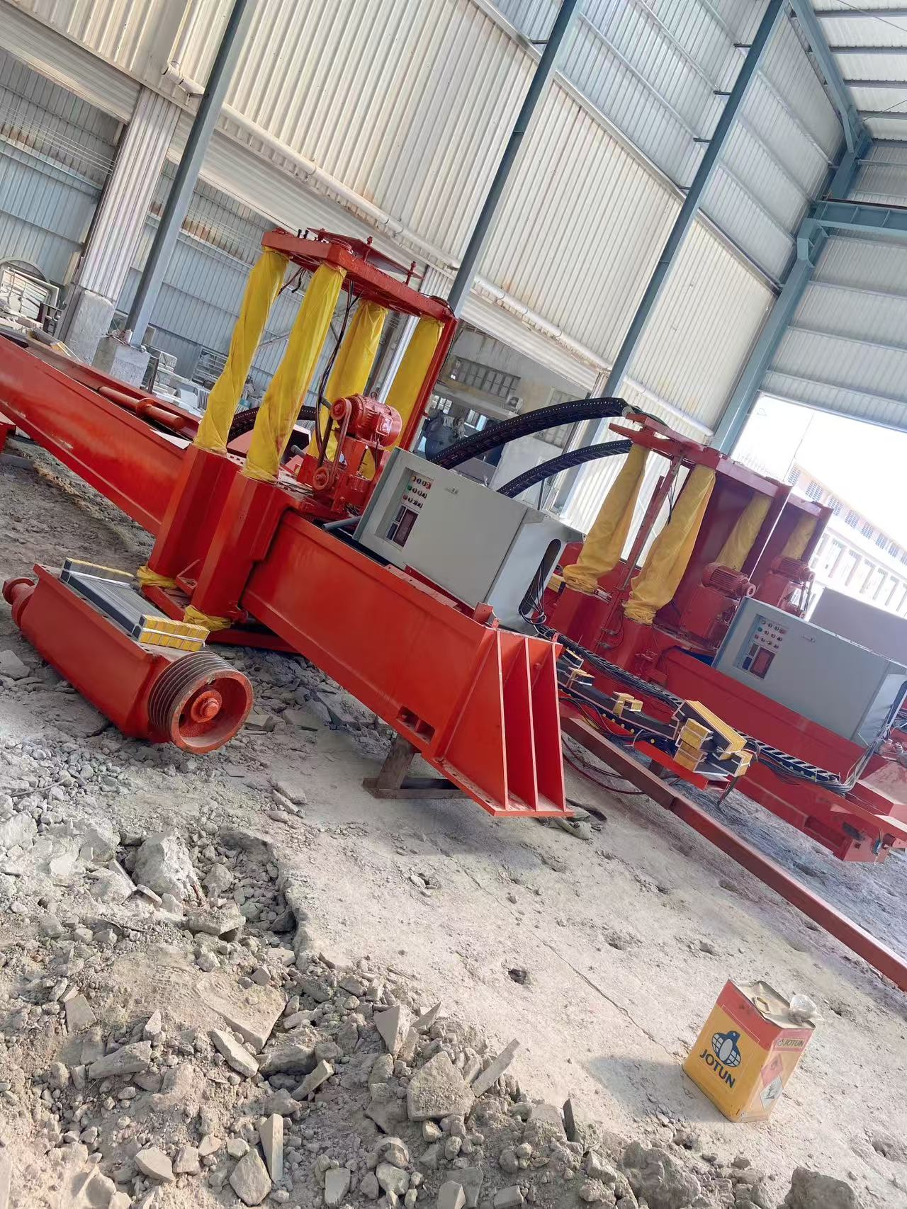 La compañía compra nuevos equipos para cumplir con los pedidos crecientes