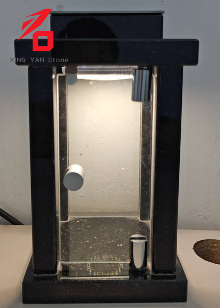 Lámpara LED de cementerio con panel solar