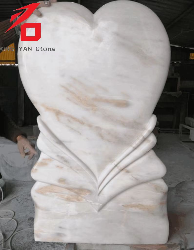 Lápida de talla de tallado de piedra en forma de corazón de Xingyan en China