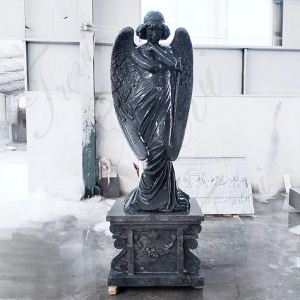 Estatua de ángel de mármol negro europeo - Decoración conmemorativa de escultura de piedra artística